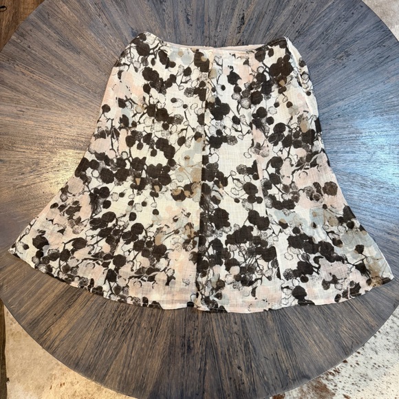 Lafayette 148 New York Floral A-Line Skirt - Black, Cream, and Pink | Sz 4P - Picture 2 of 9
